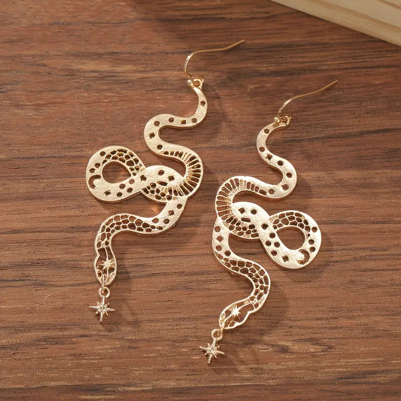 Aretes largos serpiente