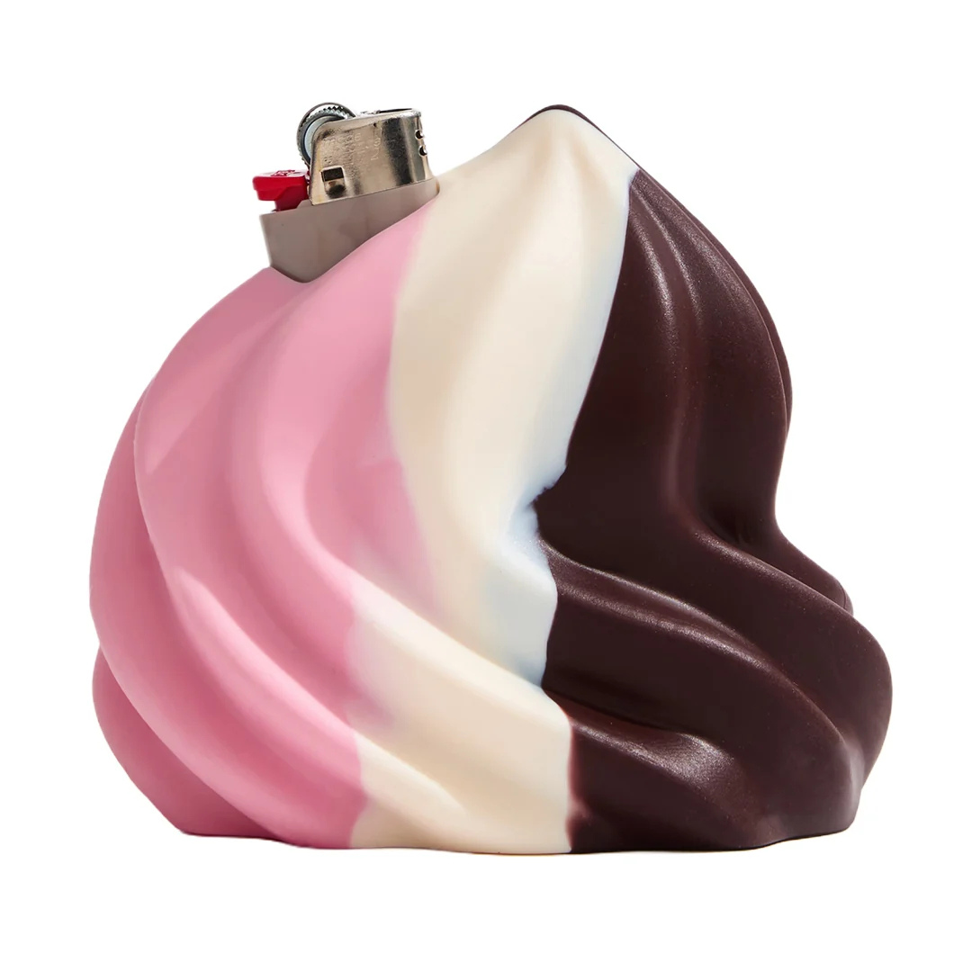 Funda porta encendedor Edie Parker Soft Serve