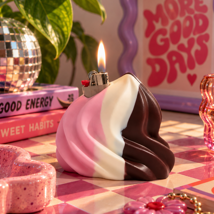 Funda porta encendedor Edie Parker Soft Serve