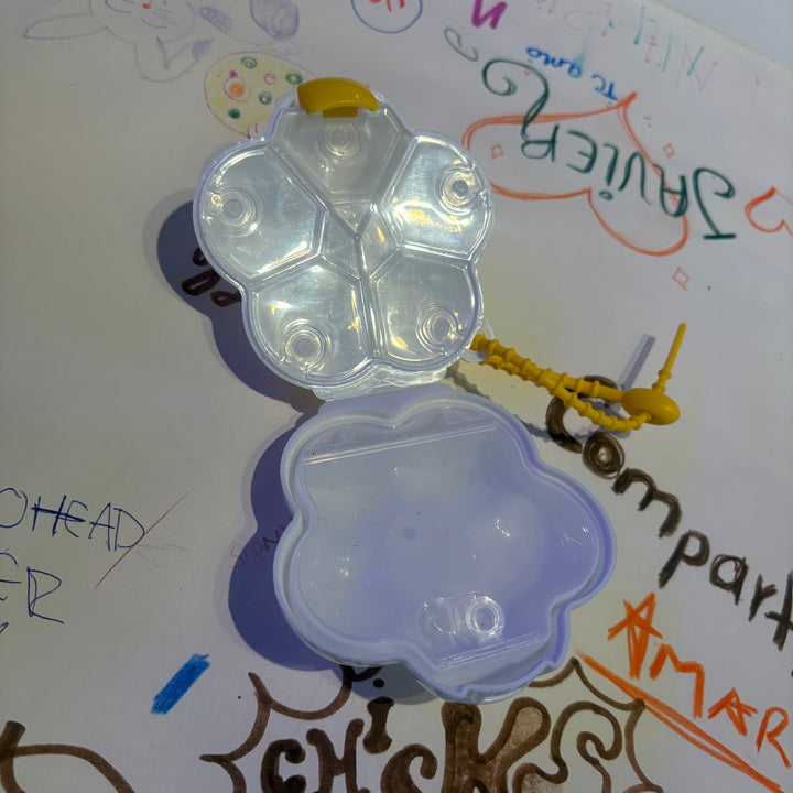 Pastillero de flor