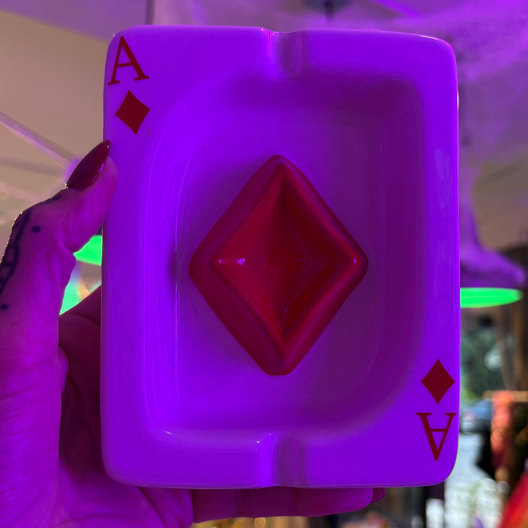 Cenicero Cartas
