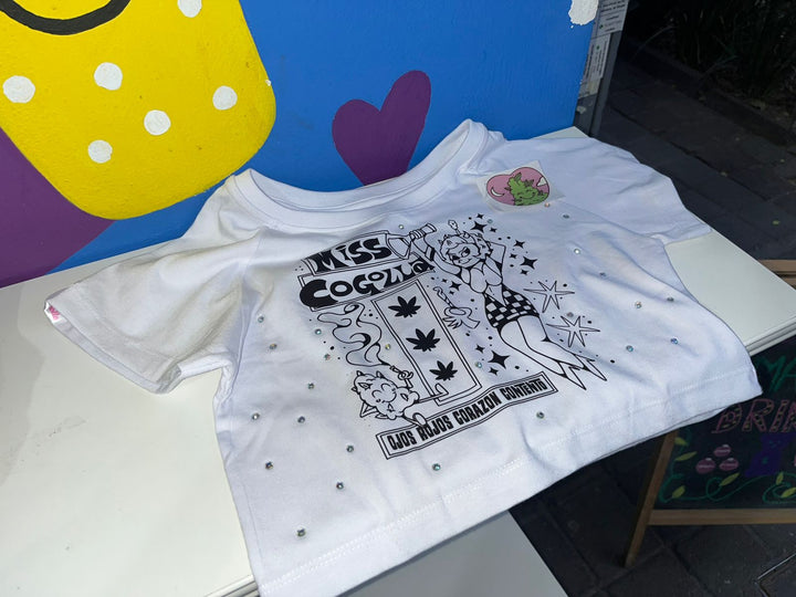 Crop Ojos rojos Miss Cogolla